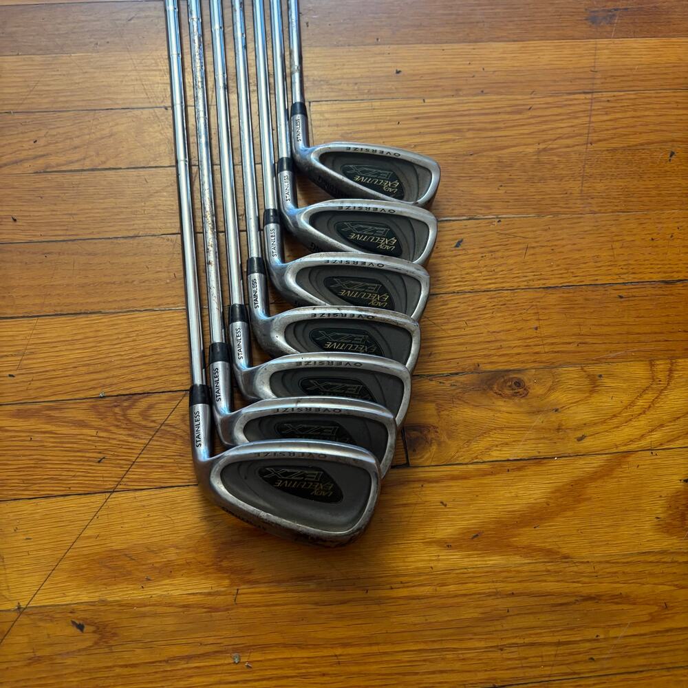 Spalding Lady Executive EZX 4-9 p (7i 36") RH Golf Clubs